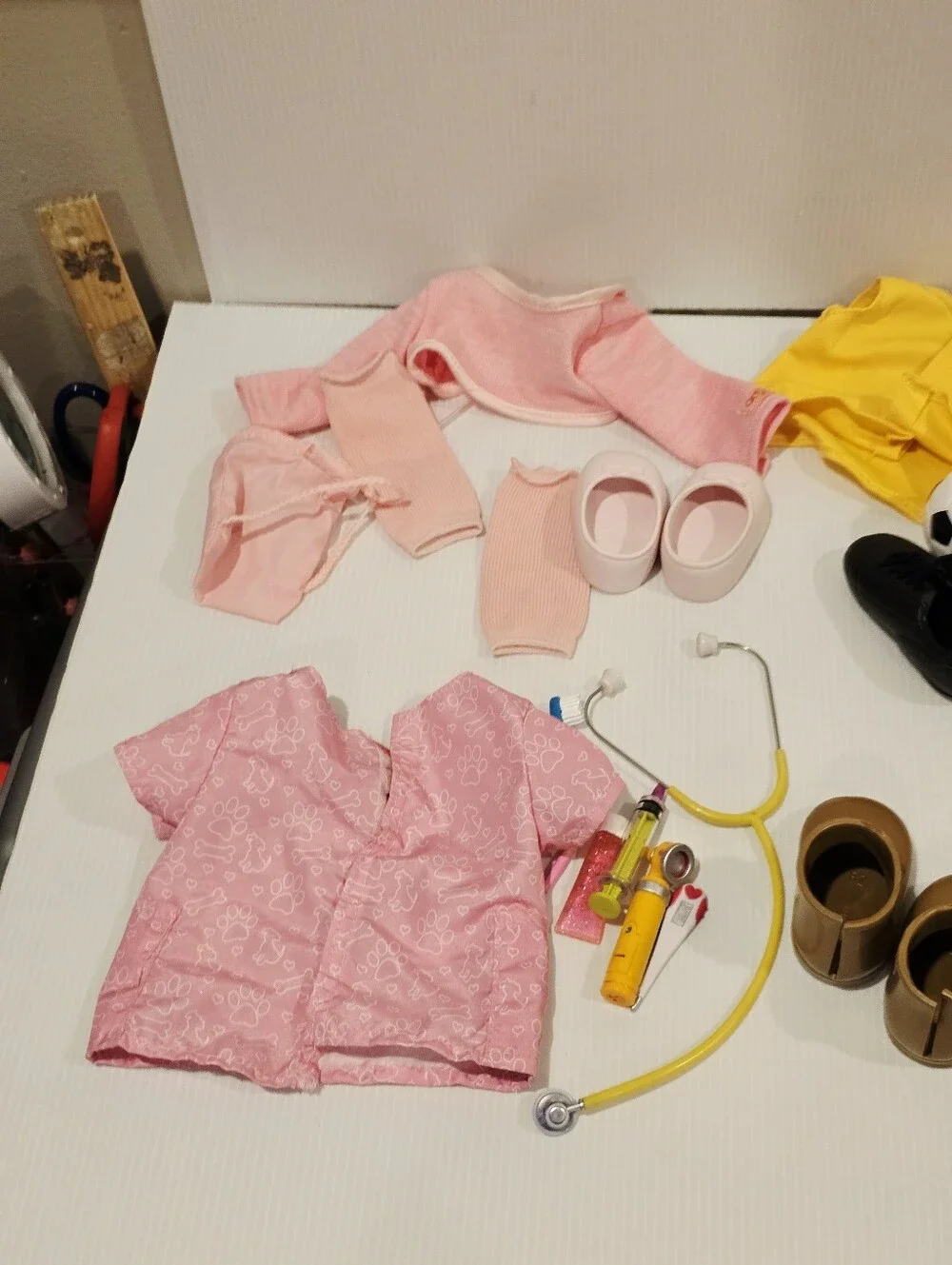 Our Generation Doll Clothing and Accessories Set 18